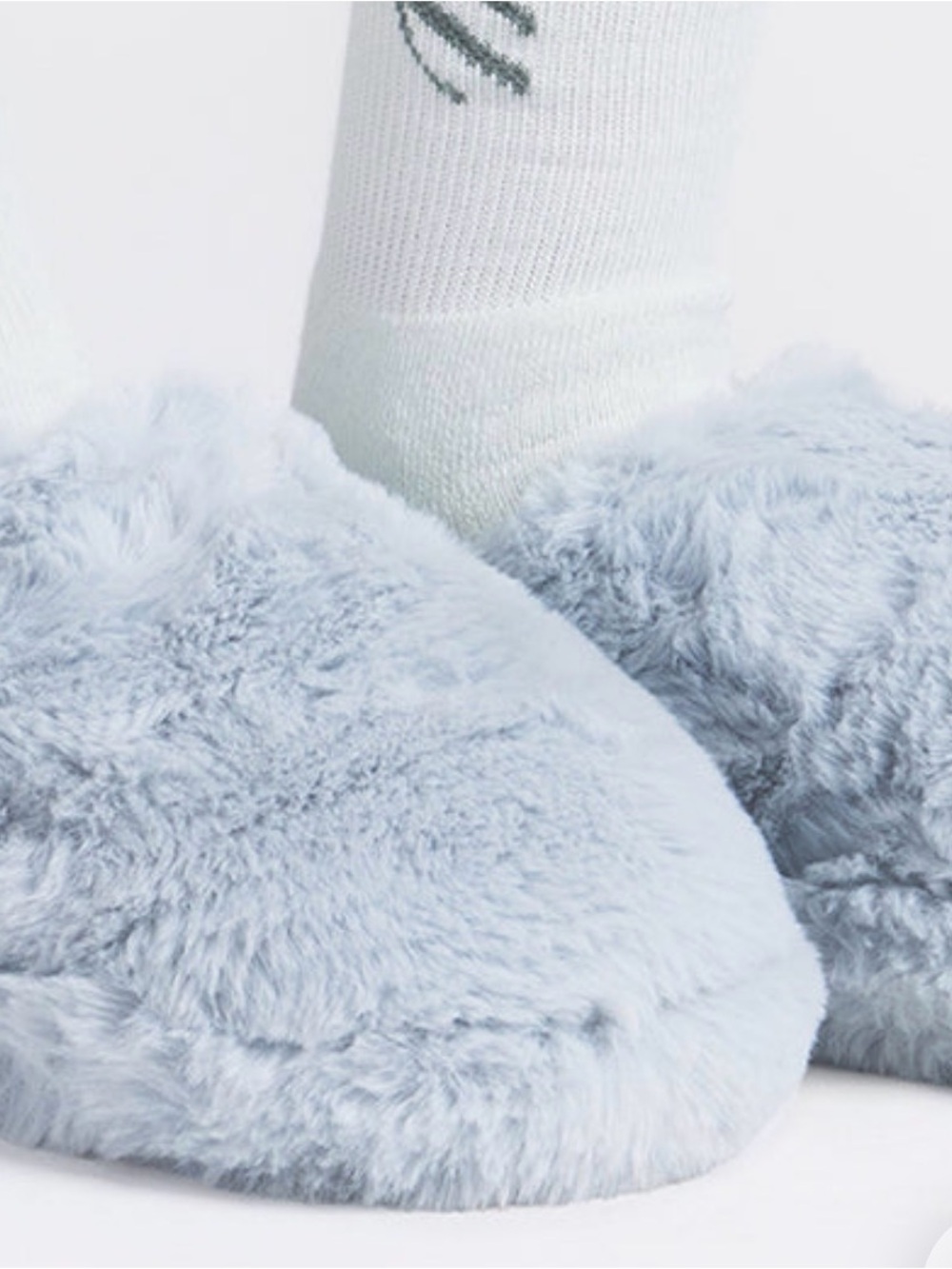 🔥 SKIMS Faux Fur Slipper| Zen Blue | 39 | NWT 🔥
